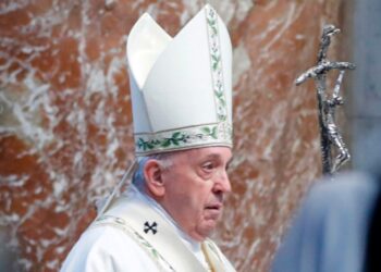 Papa Francisco pide que cese la violencia entre Israel y Palestina