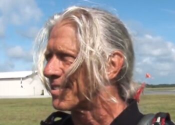 Muere paracaidista  tras chocar con otro en el aire