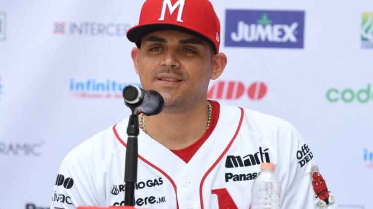 El mexicano Roberto Osuna firmó con los Diablos Rojos del México