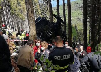Accidente de Teleferico en Italia deja 13 muertos