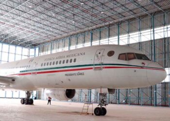 Venden viejo avión presidencial, el que usó Felipe Calderón