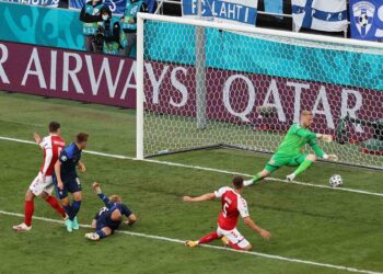  Finlandia doblega a Dinamarca 1-0 en Eurocopa