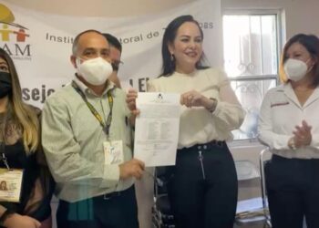 DA IETAM constancia de alcaldesa electa en N. Laredo a Carmen L. Canturosas  de MORENA-PT