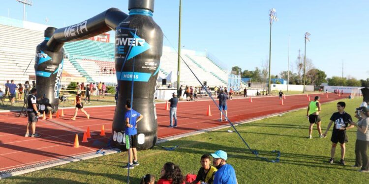 Gran asistencia a carrera atlética  del 173 aniversario de Nuevo Laredo