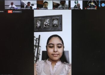 Gana niña de NLD concurso  de dibujo sobre trabajo infantil