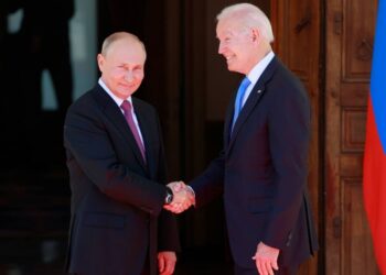 Biden y Putin se saludan en Ginebra y dan inicio a cumbre
