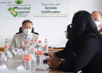Expertos en plagas de agave y en control biológico ganan Premio de Sanidad Vegetal 2021