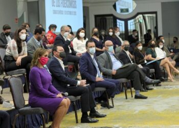 Senadores de oposición presentan acción de inconstitucionalidad en contra de Ley Zaldívar