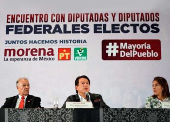 Refrendan Morena, PT y Verde apoyo a López Obrador hasta 2024