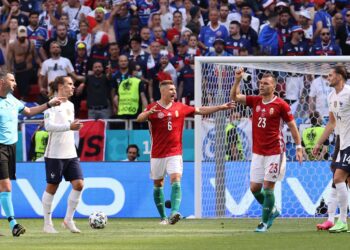 Francia rescata un empate 1-1 ante Hungría