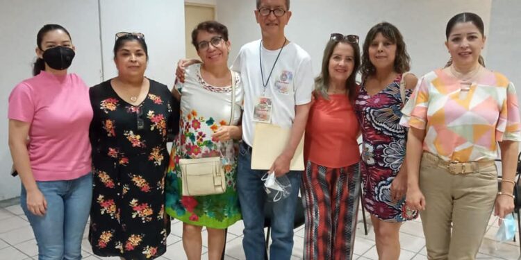 Carlos Acosta, una celebridad de la poesía en El Mante