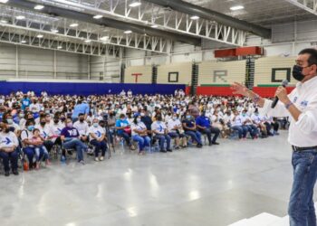 Entregan nombramientos a representantes de casillas del PAN en Nuevo Laredo