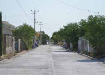 Pavimentan calles  en colonia Francisco Villa de Nuevo Laredo