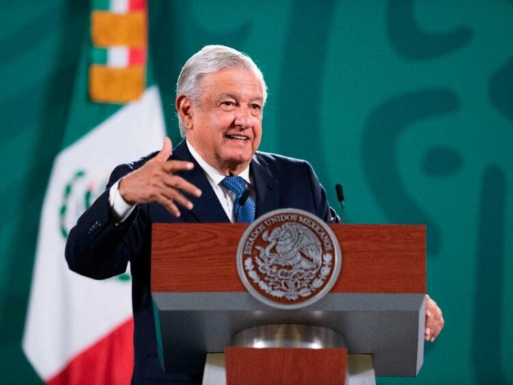 Ahora López Obrador propone los ‘tianguis del Bienestar’
