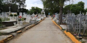 Realiza Ayuntamiento de Victoria jornada de limpieza en panteones