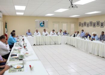 Expone Sanmiguel al CINL su  trabajo al frente del Municipio