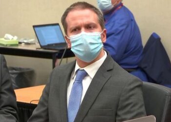 Derek Chauvin es condenado a 22.5 años de prisión por el asesinato de George Floyd