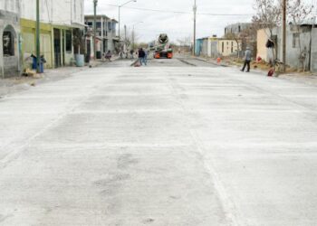 Reanuda gobierno municipal pavimentación en El Progreso