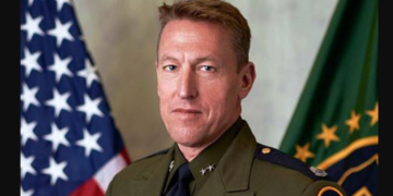 Sale de la Patrulla Fronteriza de EU Rodney S. Scott