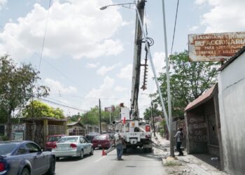 Mejora alumbrado en bulevar de Las Torres