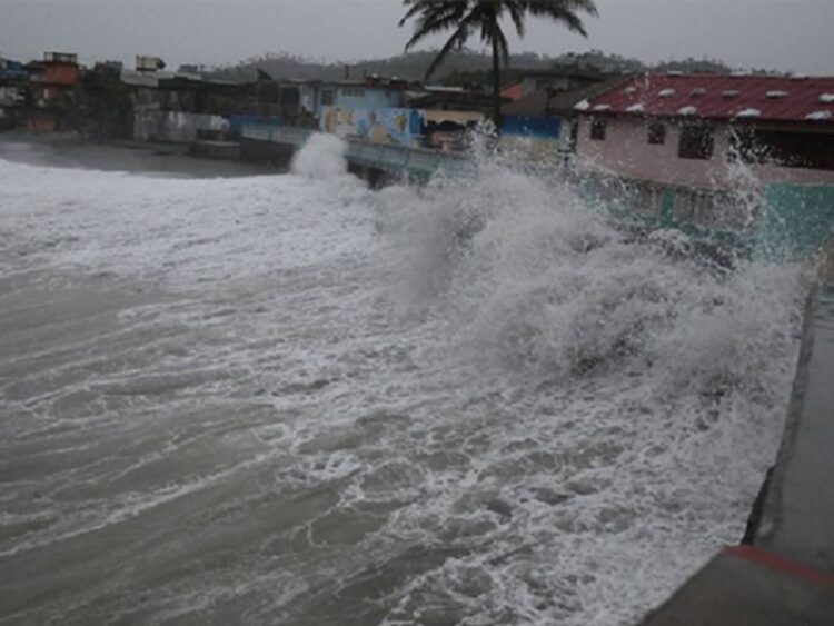Falsa alerta de tsunami desata caótica estampida en Cuba