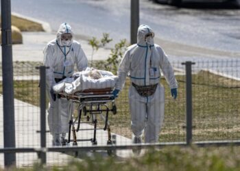 Registra Moscú récord de muertes diarias por covid-19