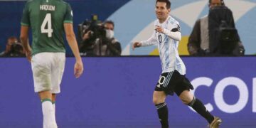 Argentina golea a Bolivia con un Messi pletórico