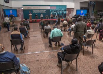 Llama SADER al uso eficiente del agua en el campo y técnicas para su cuidado