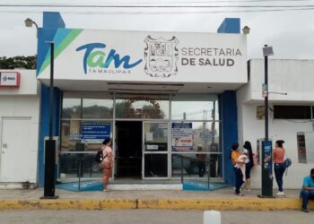 Dan de alta del Hospital de Madero a dos haitianos heridos en accidente vial