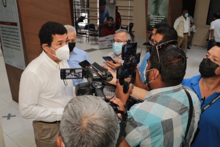 Exhortan a continuar medidas sanitarias por repunte de COVID-19