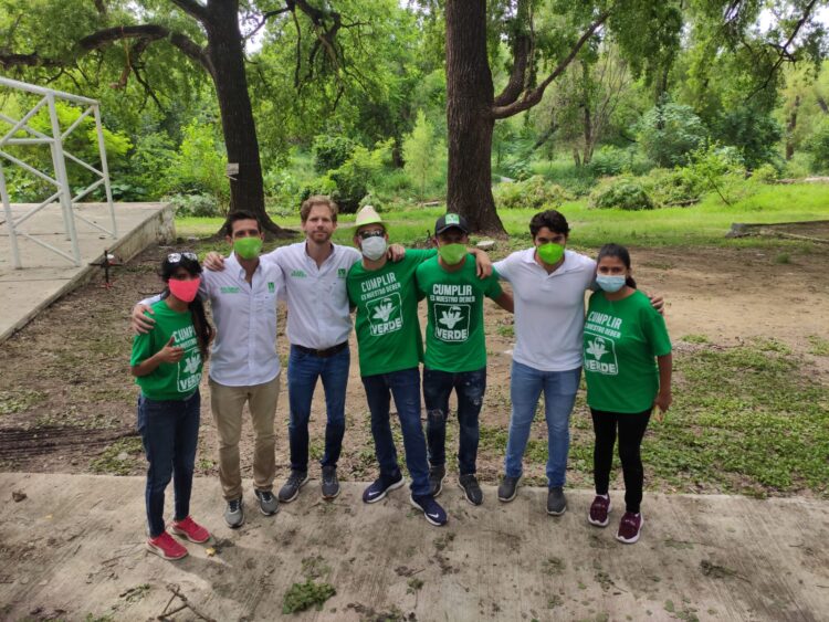 Limpian candidatos Verdes “Cochinero” que dejan otros en Victoria