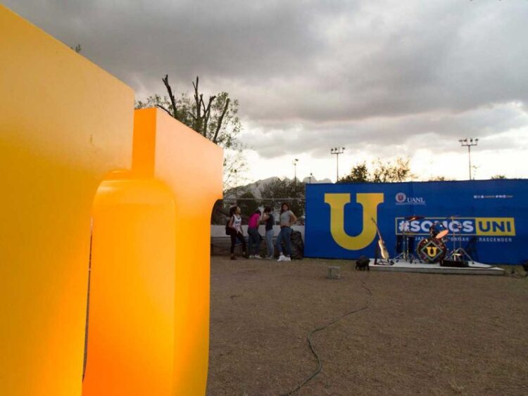 Indaga UIF empresas ‘fantasmas’ que facturaron a la UANL