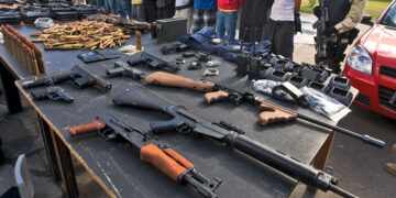 En Operation Without a Trace confiscan mil 143 armas con destino a México