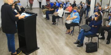 Distingue  alcaldesa Pilar Gómez a los alumnos más destacados en Victoria