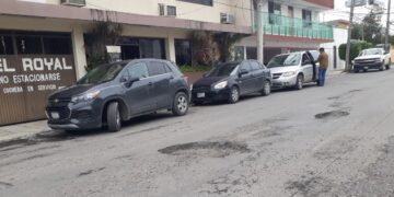 Urgen tapar megabaches frente a IZZI, La Tía e Infra en centro de Victoria