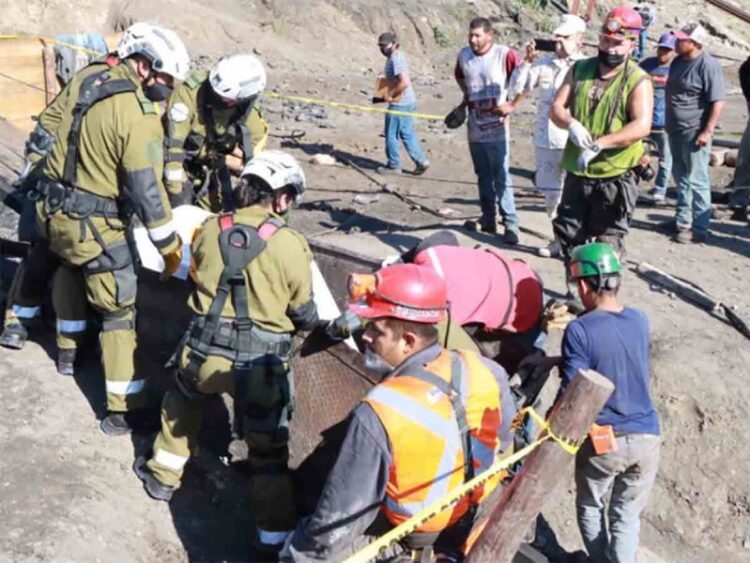 Rescatan cuarto cuerpo de mineros atrapados en Múzquiz, Coahuila