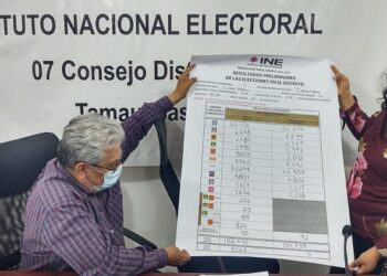 Vota más de 50 por ciento del padrón en Distinto 7, Madero