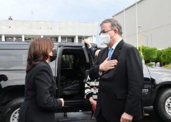 Acuerdos entre EU y México para resolver retos de los dos países: Ebrard