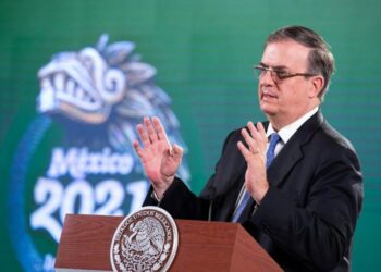 Con vacunas, se abriría frontera con EU de manera escalonada: Ebrard