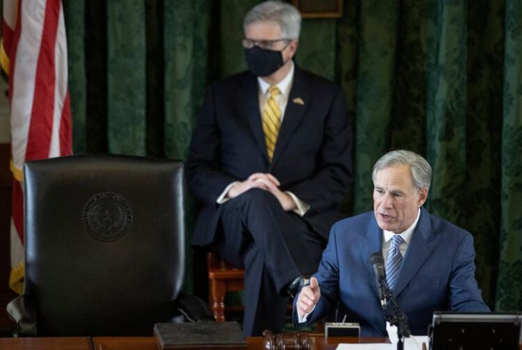 Abbott amaga con desfondar al Congreso si no se aprueban cambios a ley electoral