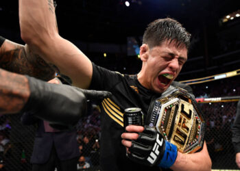Brandon Moreno se convierte en el primer campeón mexicano en la UFC