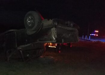 Volcadura deja una persona sin vida y cuatro lesionados