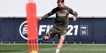 Medios europeos ven al mexicano fuera del Atletico