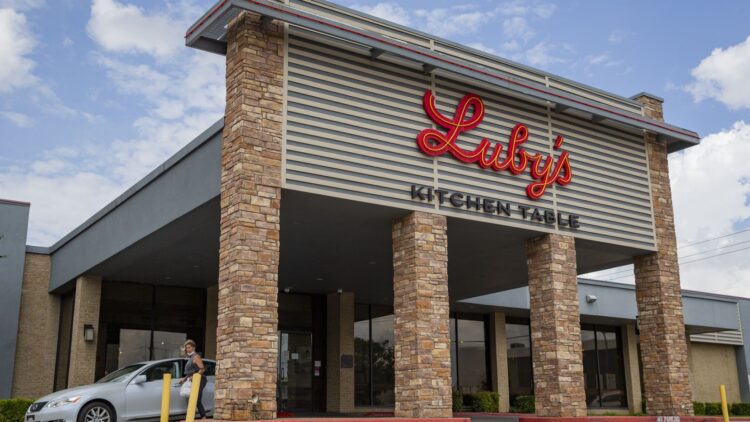 Acuerdo de venta de 32 restaurantes de Lubby´s Inc a grupo Calvin Gin
