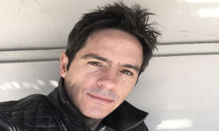 Ochmann niega infedilidad a Aislinn Derbez