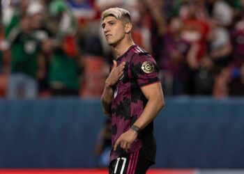 Alan Pulido estará en Copa Oro, según Martino