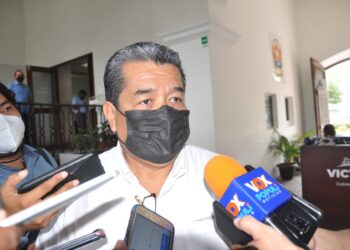 Piden frenar regreso a clases presenciales