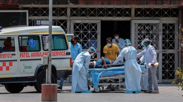 Variante India de COVID-19 es más transmisible que la de Reino Unido