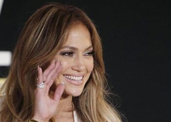 Jennifer López es la protagonista de la película ‘Atlas’ para Netflix