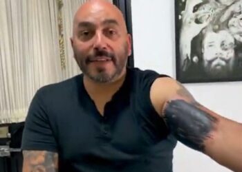 Lupillo se borro el tatuaje de Belinda